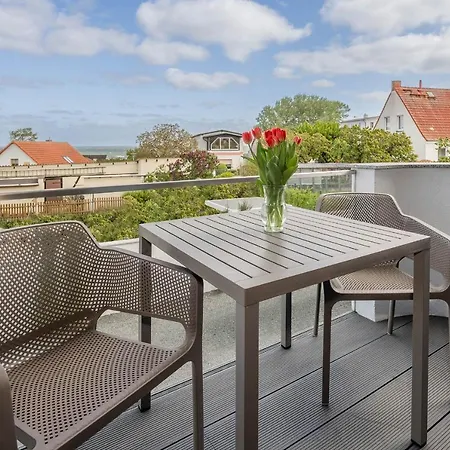 Lubminer Meerblick 公寓 *